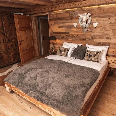 Apartman Szwajcarski Dworek