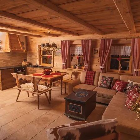 Szwajcarski Dworek Piechowice (Karkonosze)