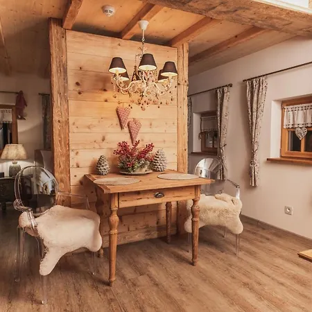 Szwajcarski Dworek *