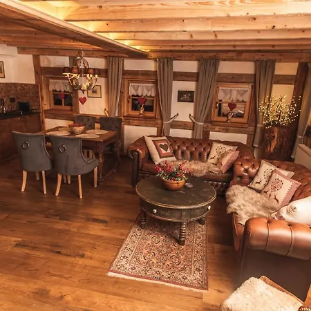 Szwajcarski Dworek Piechowice (Karkonosze)