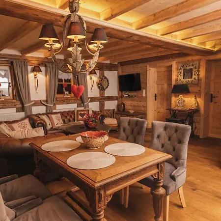 Szwajcarski Dworek * Piechowice (Karkonosze)