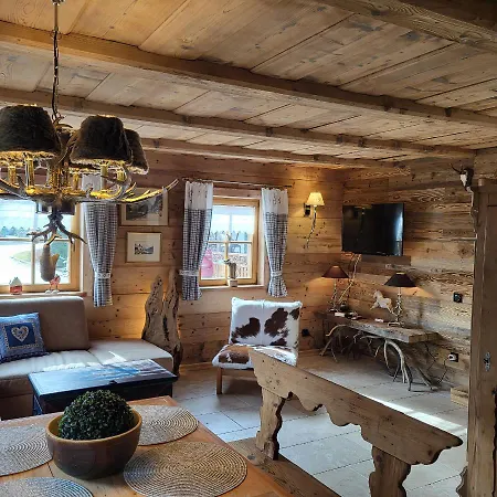 Szwajcarski Dworek Apartman