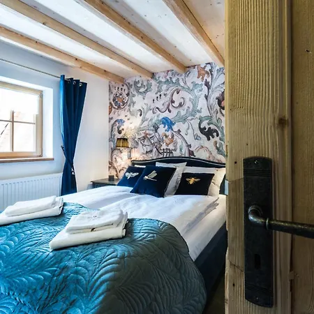 Szwajcarski Dworek Apartmán *